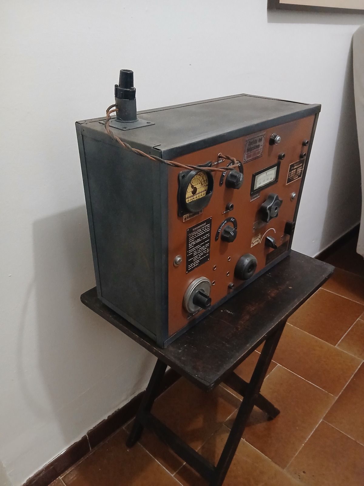 Replique inerte radio allemande 2eme GM 185€ — vue 3