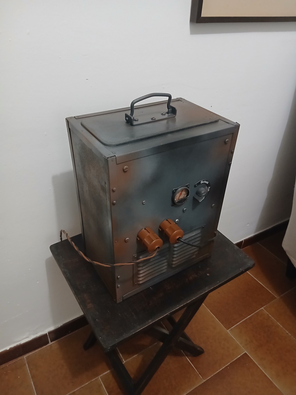 replique transformateur electricité pour radios. 160€