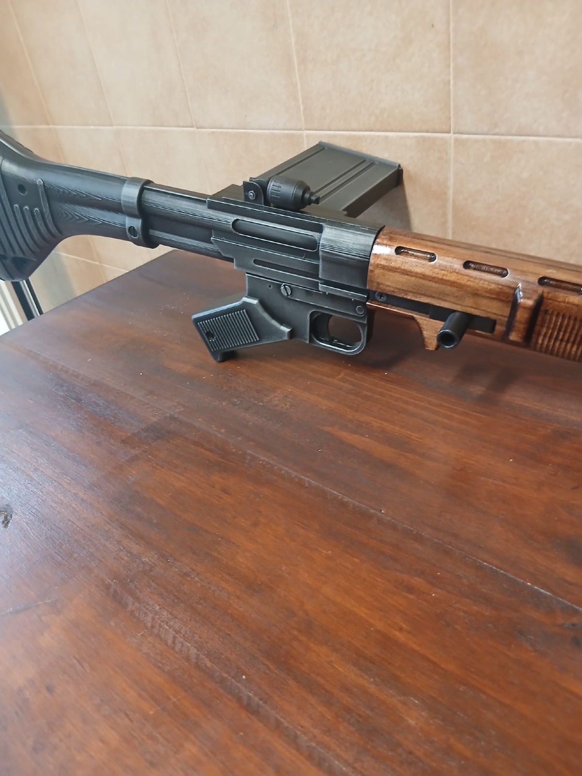 REPLIQUE INERTE FG 42 — vue 2